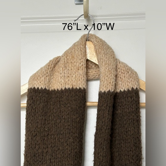 Gap Unisex Long Knit Sweater Scarf 76” x 10” - Picture 3 of 12